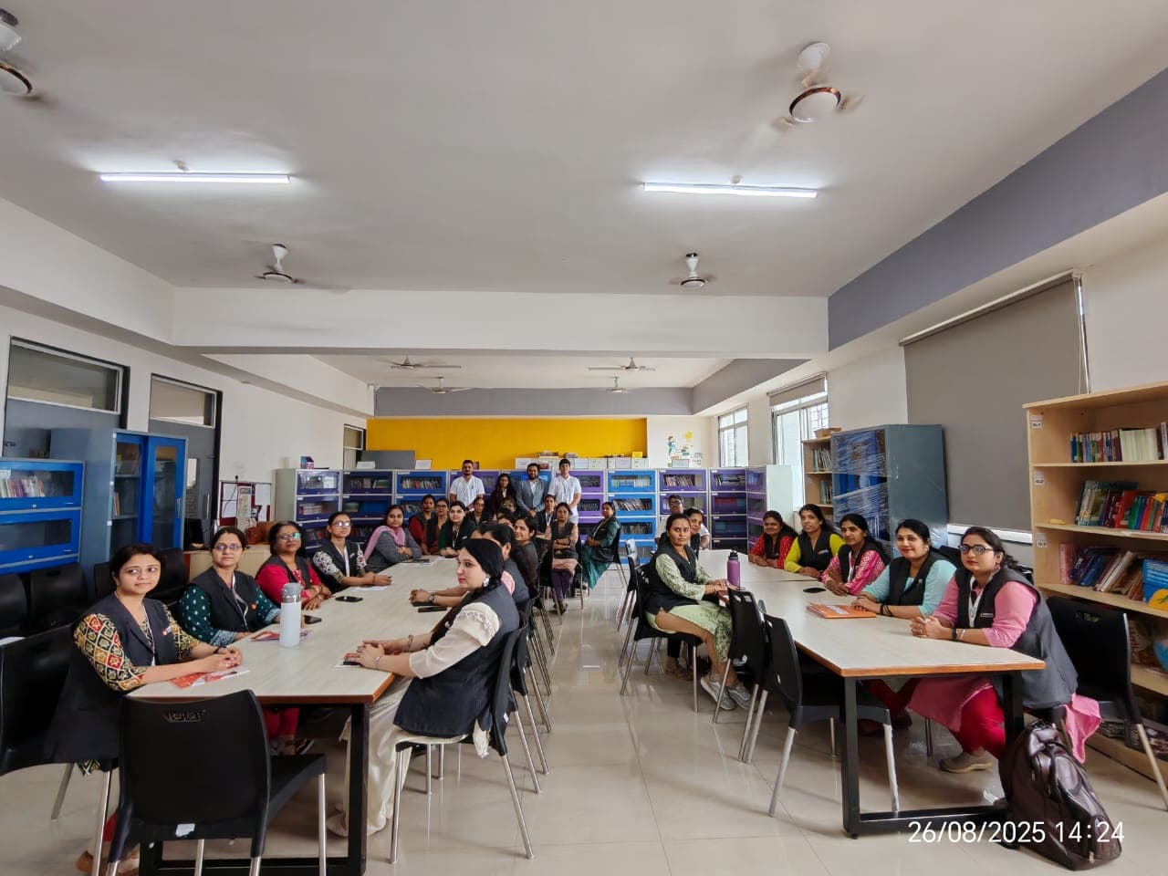 Held an Awareness Session for Teachers about WeLearn India at Cambridge International School